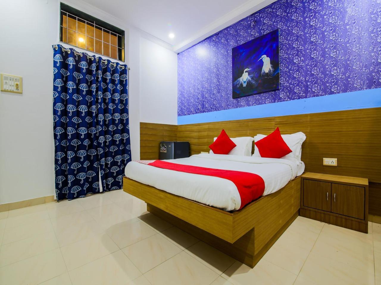 Oyo 22056 Arambol Plaza Beach Resort Экстерьер фото